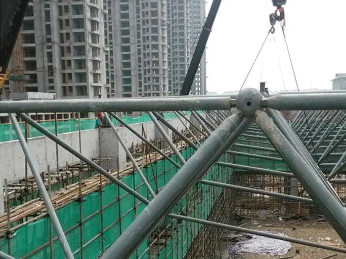海东国际会展中心网架