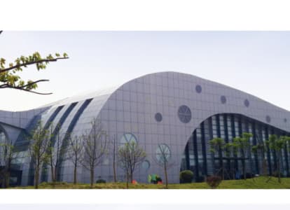 海东会议中心外景网架工程